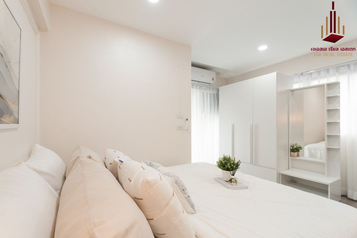 For SaleCondoRatchadapisek, Huaikwang, Suttisan : ✨ For Sale: Ratchada City Condo Condo ✨ 💰 Only 1,690,000 THB