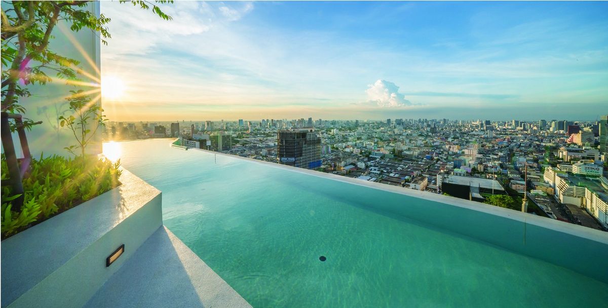 For RentCondoRama9, Petchburi, RCA : Brand new renovated room, high floor, beautifully decorated, built-in throughout the room, 1+1 bedroom @ Life Asoke Rama 9