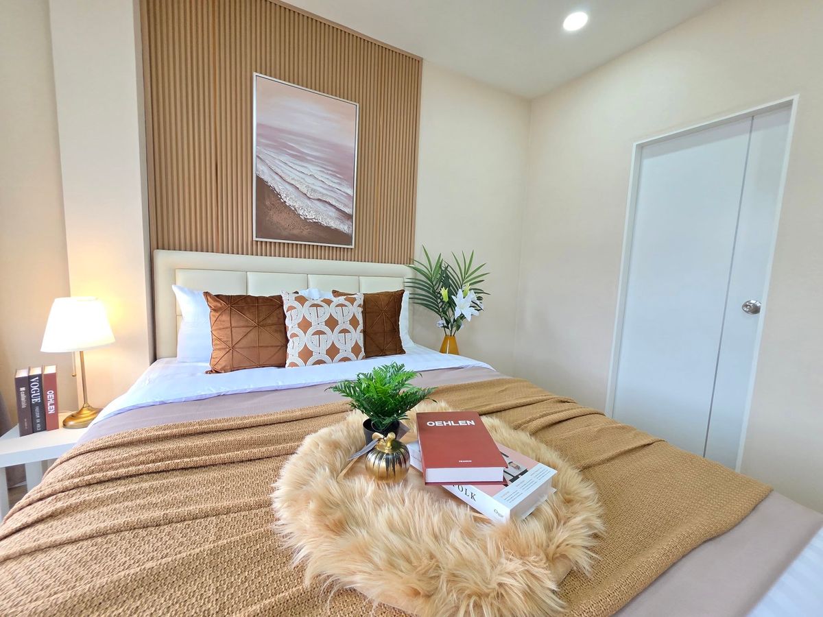 For SaleCondoRamkhamhaeng, Hua Mak : Condo for sale, Sriwara Garden Condominium, Building 3, spacious room, fully furnished, ready to move in immediately!