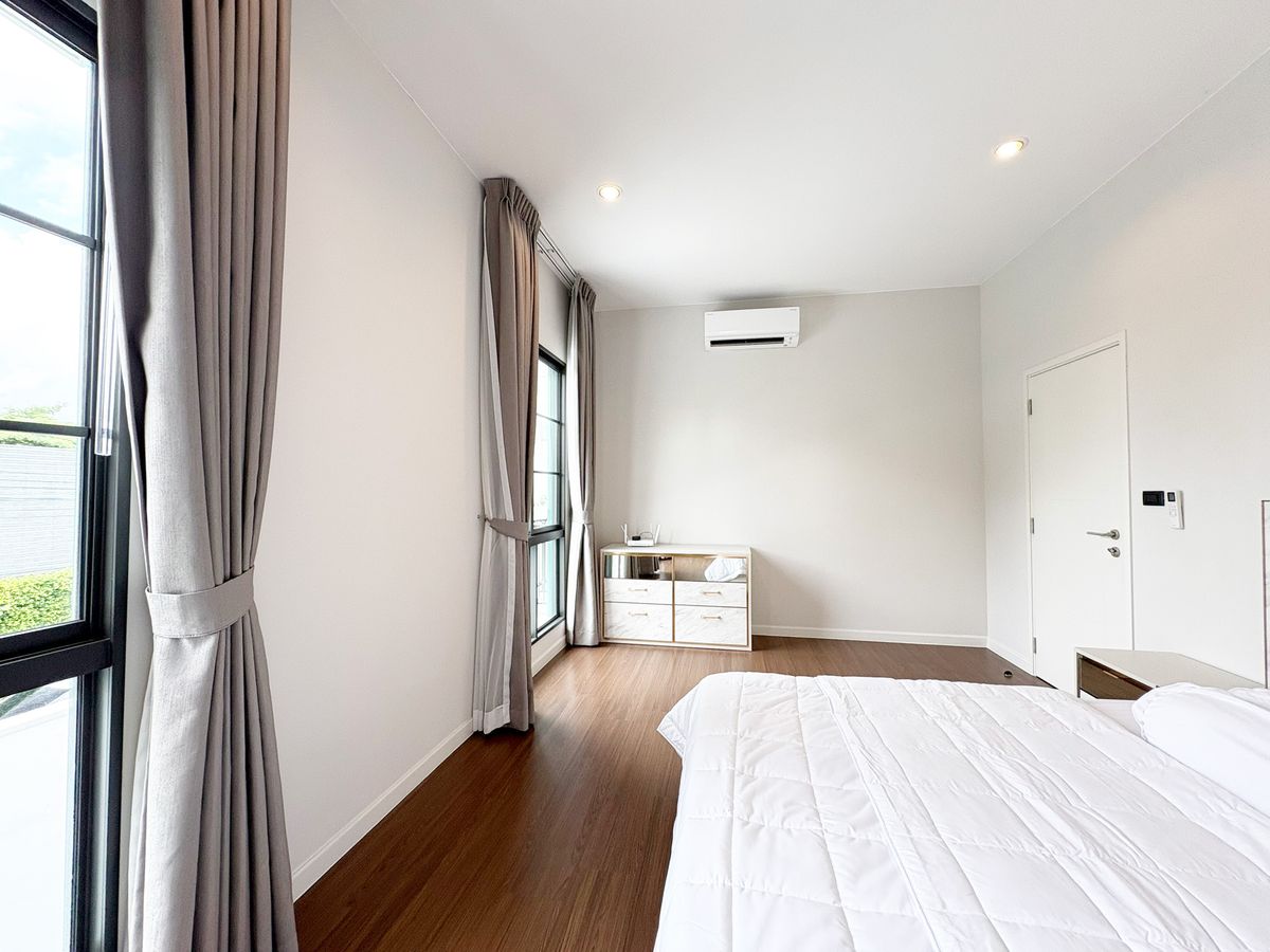 บ้านบางนา แบริ่ง ลาซาล : ✨บ้านเดี่ยวหรู 2 ชั้นหลังนี้ พร้อมต้อนรับคุณและครอบครัว ให้เข้าอยู่ได้ทันที - เศรษฐสิริ บางนา กม.10 | แสนสิริ ✨