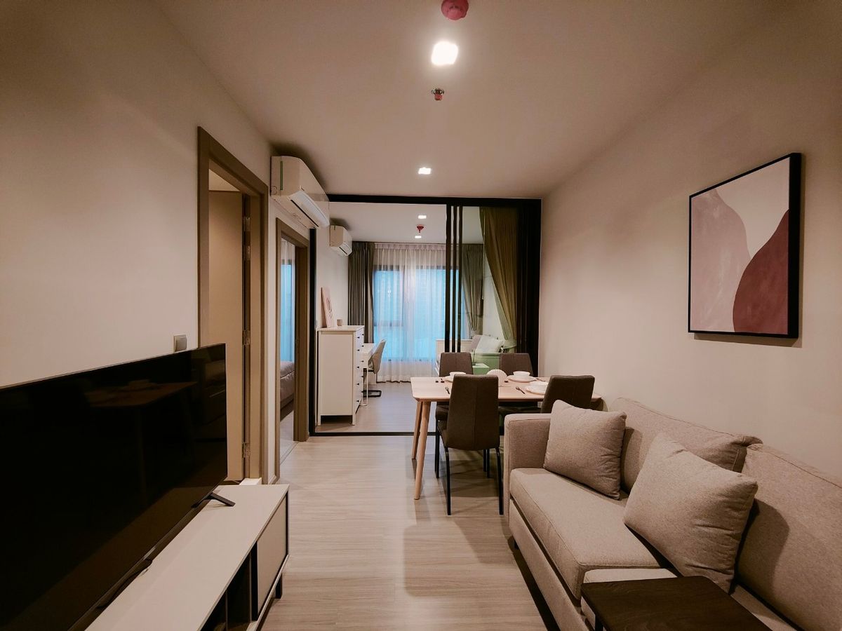 For RentCondoRama9, Petchburi, RCA : Cozy 1+1 bedroom for rent at Life Asoke Rama9 