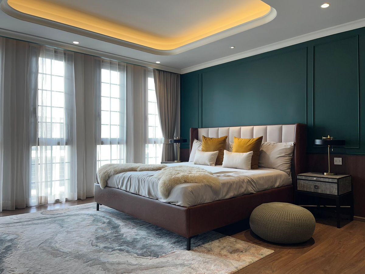 For SaleHome OfficeNawamin, Ramindra : 🏢 Luxurious Home Office for sale, fully furnished, near Central EastVille, the largest house in the project, 51 sq m | 4.5 floors | has a private elevator | Front of the house faces north. Usable area 479.91 sq m | Move in immediately, only 38 million bah
