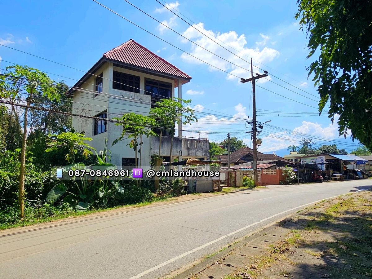 ขายบ้านเชียงใหม่ : บ้าน 3 ชั้น 64 ตรว. ติดถนนสัญจร ใกล้หาดทรายเหมืองแก้ว อ.แม่ริม ใกล้ รพ.สันทราย 3 กม. ใกล้วัดพระนอนขอนตาล 3 กม. เข้าเมือง 15 กม.
