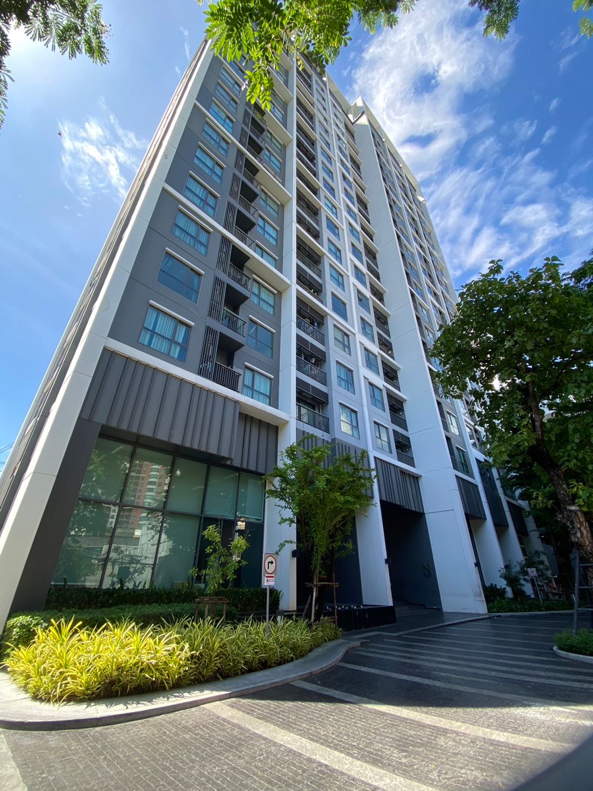 ให้เช่าคอนโดอ่อนนุช อุดมสุข : Life Sukhumvit48 คอนโดมิเนียม ให้เช่า 