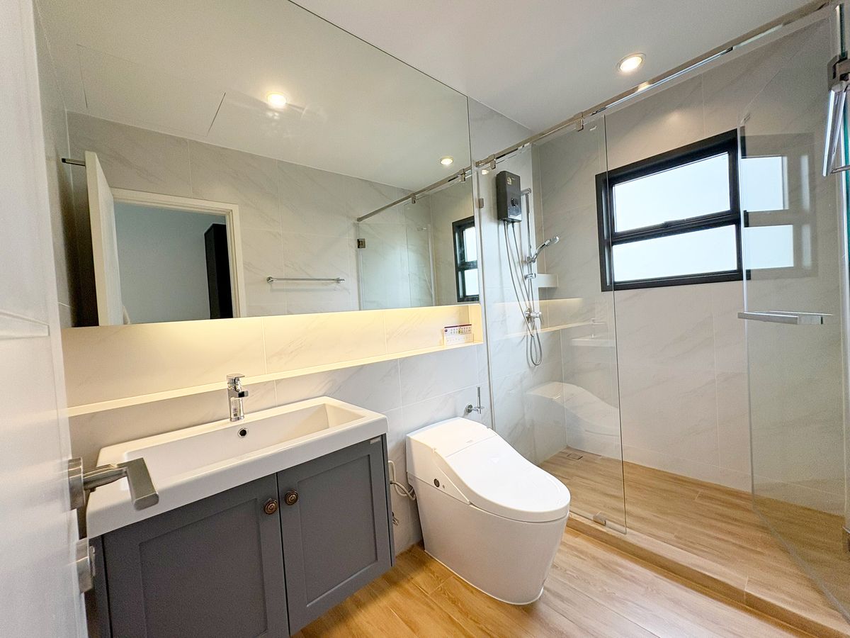 บ้านบางนา แบริ่ง ลาซาล : ✨บ้านเดี่ยวหรู 2 ชั้นหลังนี้ พร้อมต้อนรับคุณและครอบครัว ให้เข้าอยู่ได้ทันที - เศรษฐสิริ บางนา กม.10 | แสนสิริ ✨