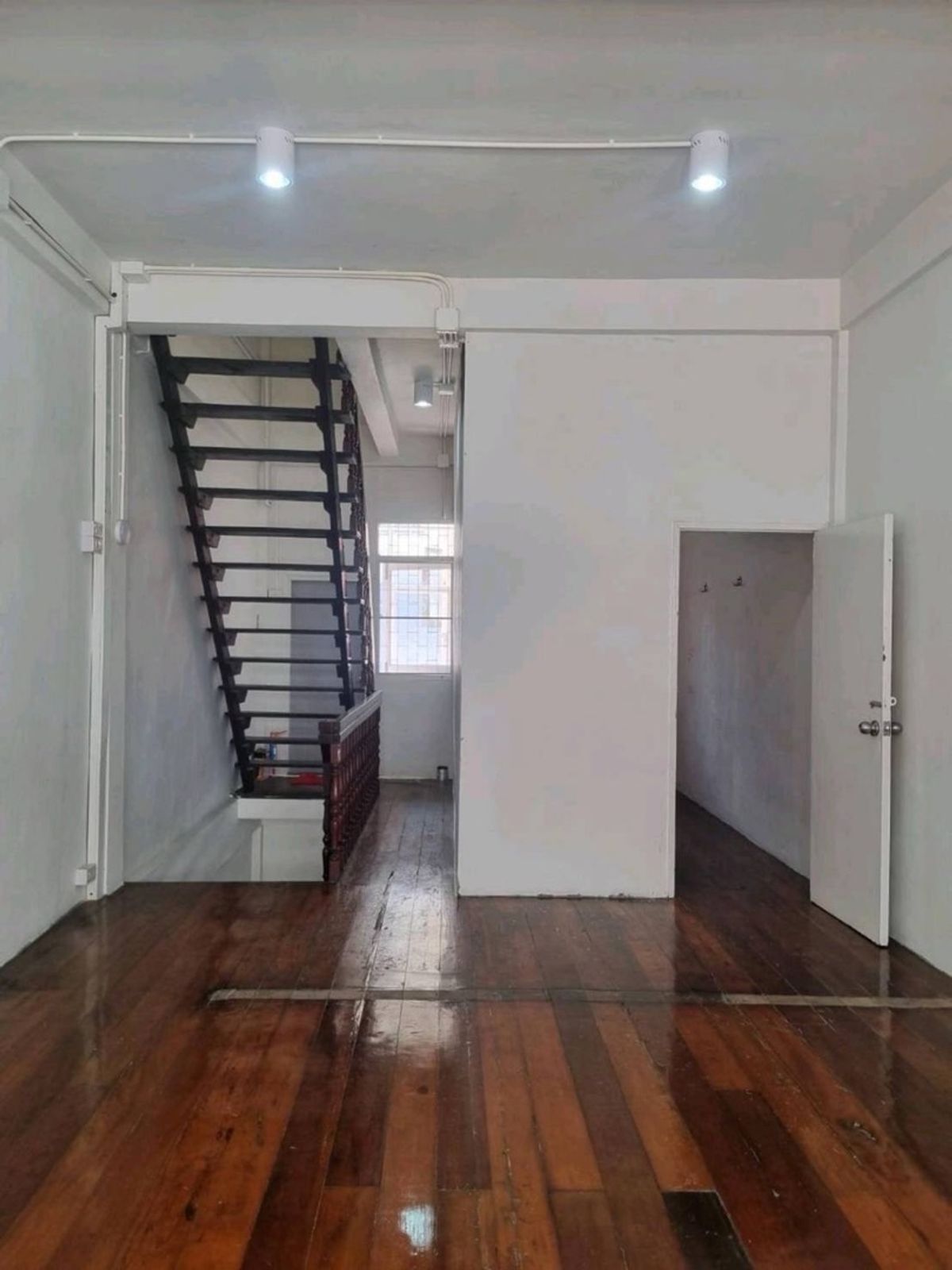 For RentShop HouseOnnut, Udomsuk : Commercial building for rent, Bang Chak zone, near BTS Bang Chak, only 3 minutes.