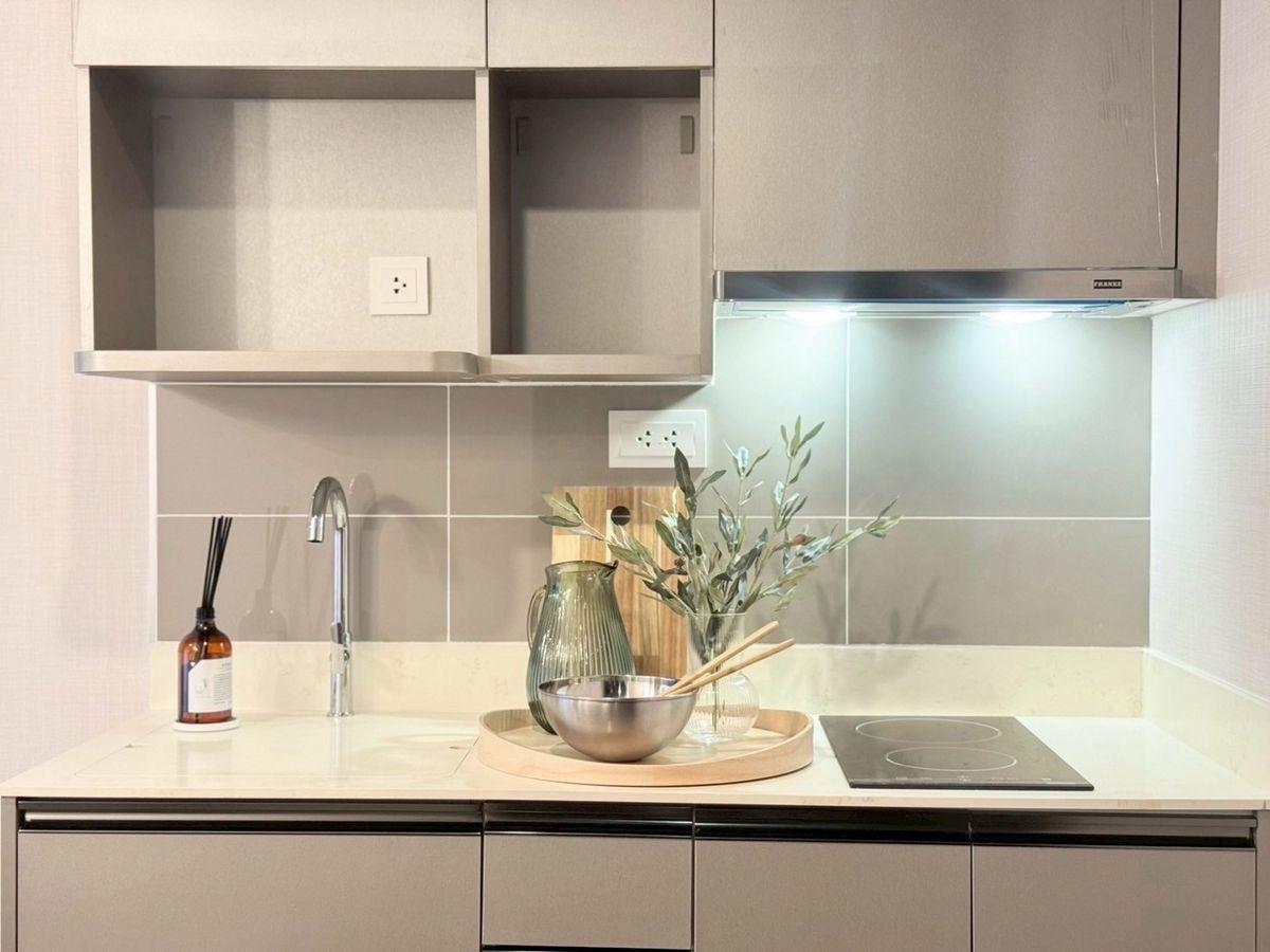 For RentCondoSukhumvit, Asoke, Thonglor : For rent Ideo Mobi Sukhumvit 40