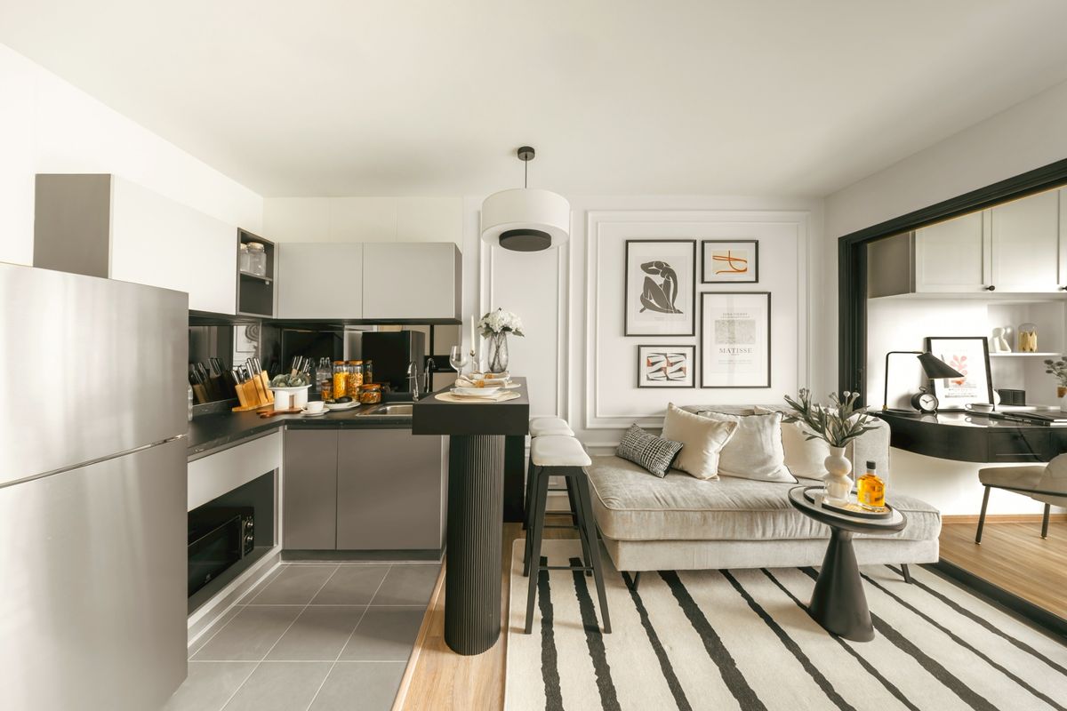 For SaleCondoBangna, Bearing, Lasalle : Condo that actually allows pets 🐶🦊🐱 Starting at 1.89 million 💖 Location BTS Bangna - Lasalle 📍 Big room 30 sq m. Starting at 1.89 million 📍