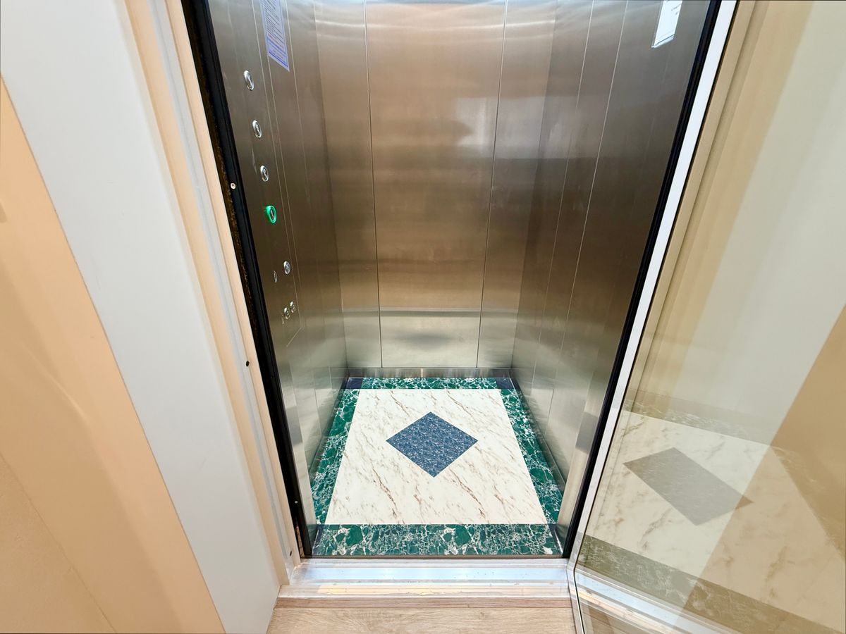 ขายบ้านพระราม 9 เพชรบุรีตัดใหม่ RCA : ขายบ้านตัวอย่างสุดหรู CANVAS RAMA 9 – แบบ Atelier บ้านเดี่ยว 3 ชั้น พร้อมลิฟต์ส่วนตัว หลังเดียวในโครงการที่มี “สระว่ายน้ำส่วนตัว” และ “ที่ดินใหญ่ที่สุด”