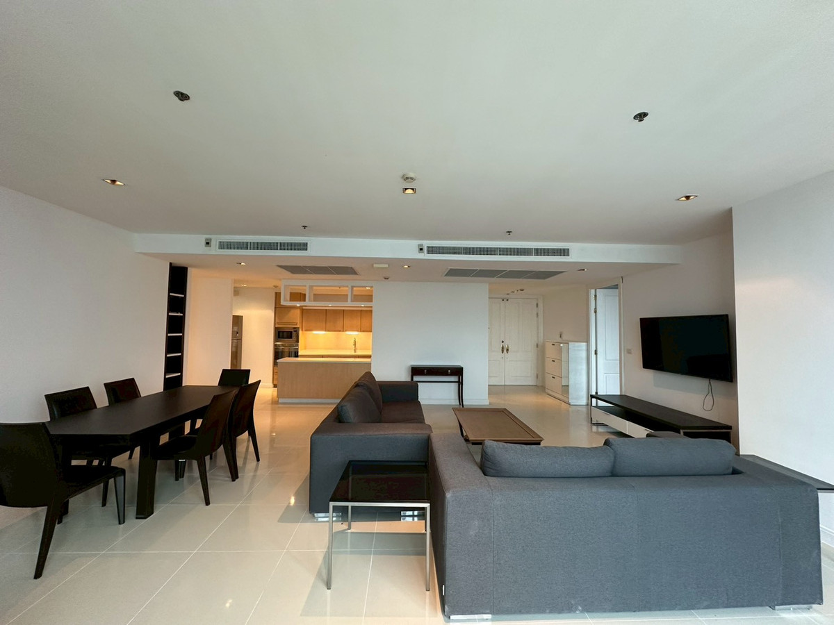 ให้เช่าคอนโดวิทยุ ชิดลม หลังสวน : ✨ คอนโดหรู Athenee Residence ใจกลางเพลินจิต 3+1 ห้องนอน 3 ห้องน้ำ ขนาดใหญ่ 196 ตร.ม. ตกแต่งครบ พร้อมอยู่ ห้องกว้าง วิวเมืองสวย ทำเลสุดพรีเมียม ใกล้ BTS เพลินจิต