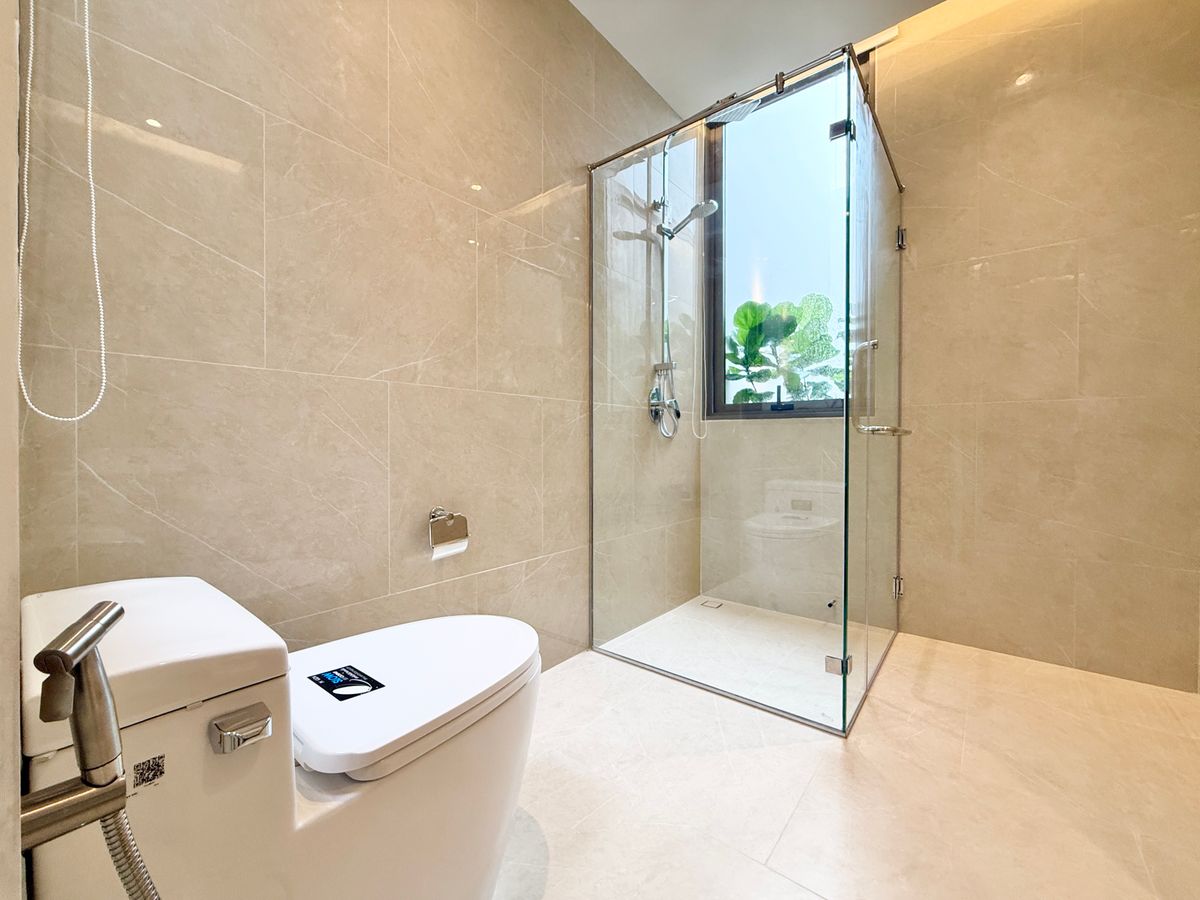 ขายบ้านพระราม 9 เพชรบุรีตัดใหม่ RCA : ขายบ้านตัวอย่างสุดหรู CANVAS RAMA 9 – แบบ Atelier บ้านเดี่ยว 3 ชั้น พร้อมลิฟต์ส่วนตัว หลังเดียวในโครงการที่มี “สระว่ายน้ำส่วนตัว” และ “ที่ดินใหญ่ที่สุด”