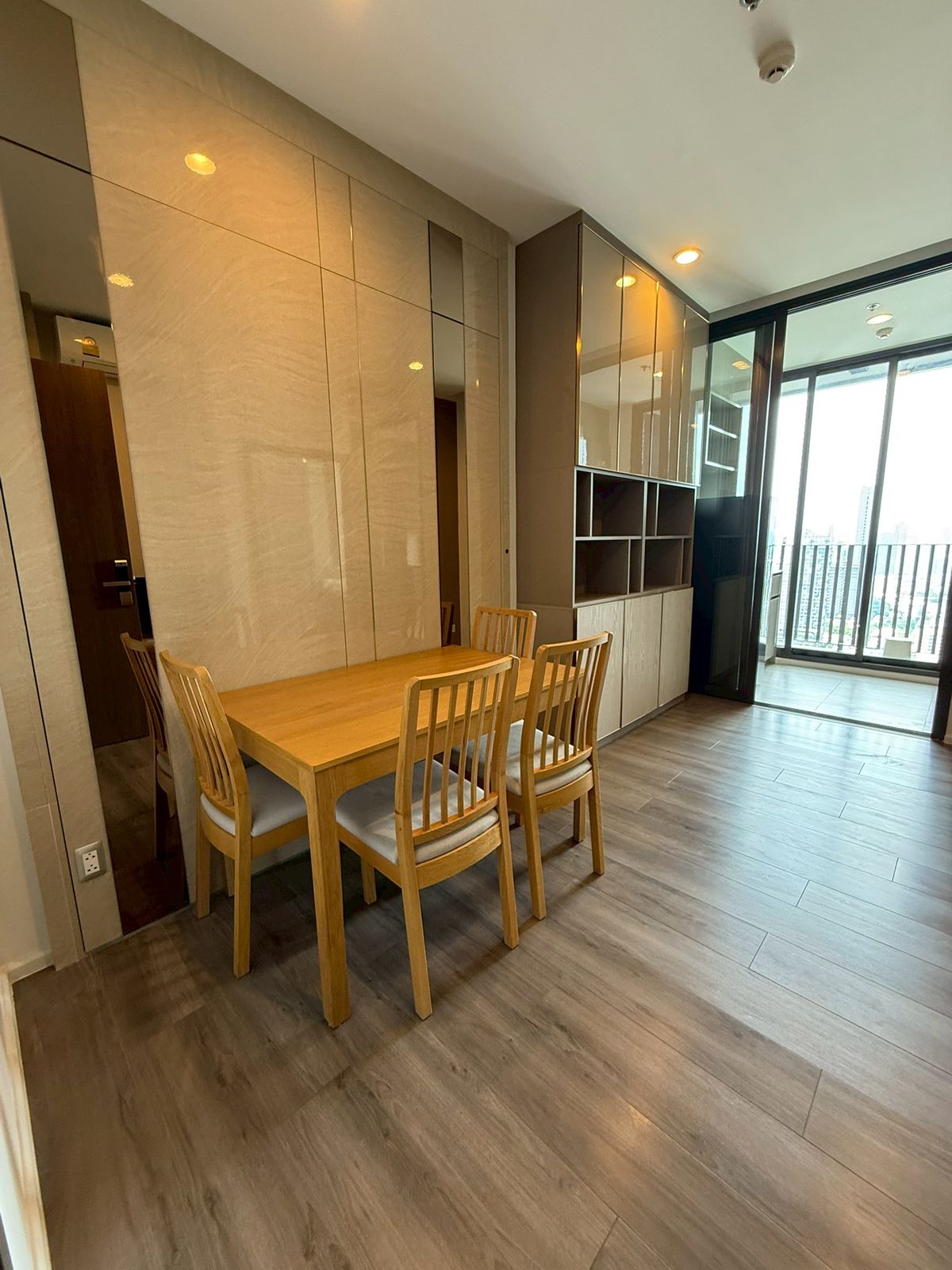 For RentCondoOnnut, Udomsuk : 🏡For Rent : Whizdom Essence Sukhumvit Whizdom Essence (ST-02)