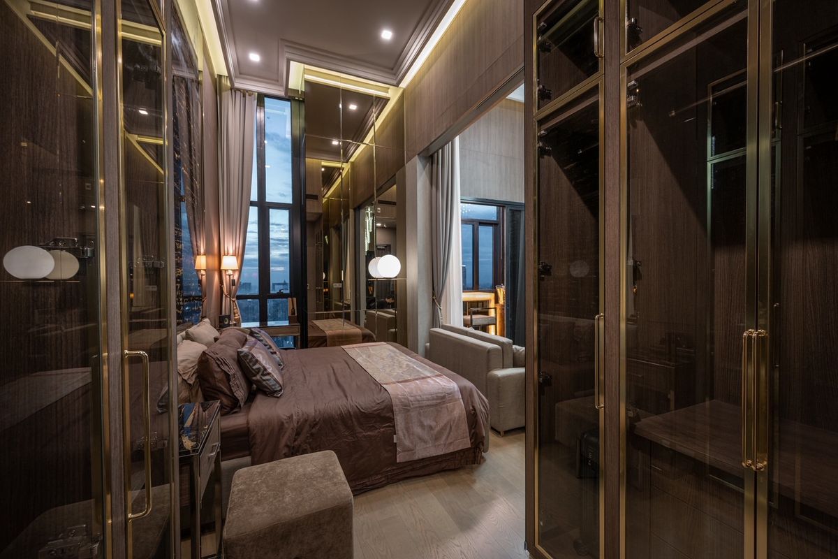 ให้เช่าคอนโดสุขุมวิท อโศก ทองหล่อ : 🏙 Ashton Asoke ชั้น 50 | เพดานสูง 4 ม. | วิวพาโนรามาใจกลางอโศก ห้องแต่งหรู Modern Luxury พร้อมเข้าอยู่ เพียง 45,000 บ./เดือน (ฟีฟ่า) 087-808-3690