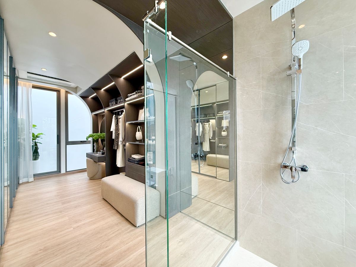 ขายบ้านพระราม 9 เพชรบุรีตัดใหม่ RCA : ขายบ้านตัวอย่างสุดหรู CANVAS RAMA 9 – แบบ Atelier บ้านเดี่ยว 3 ชั้น พร้อมลิฟต์ส่วนตัว หลังเดียวในโครงการที่มี “สระว่ายน้ำส่วนตัว” และ “ที่ดินใหญ่ที่สุด”