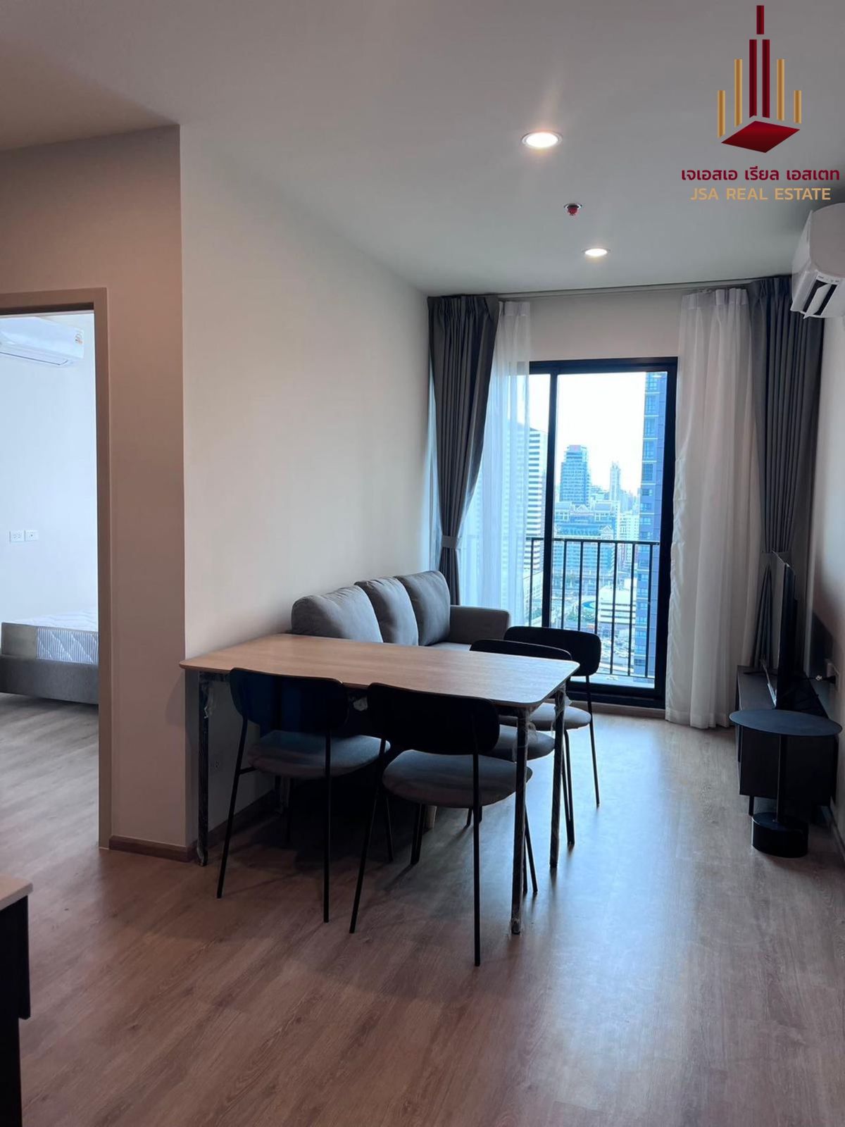 ให้เช่าคอนโดพระราม 9 เพชรบุรีตัดใหม่ RCA : ✨ For Rent: Noble Nue District R9 Condo ✨  💰 Only 36,000 thb/month