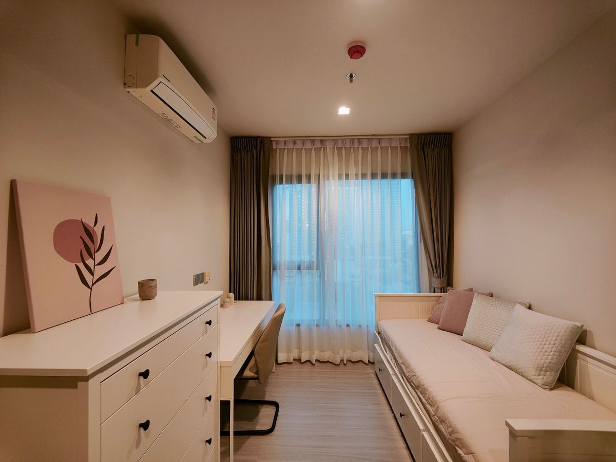 For RentCondoRama9, Petchburi, RCA : Cozy 1+1 bedroom for rent at Life Asoke Rama9 