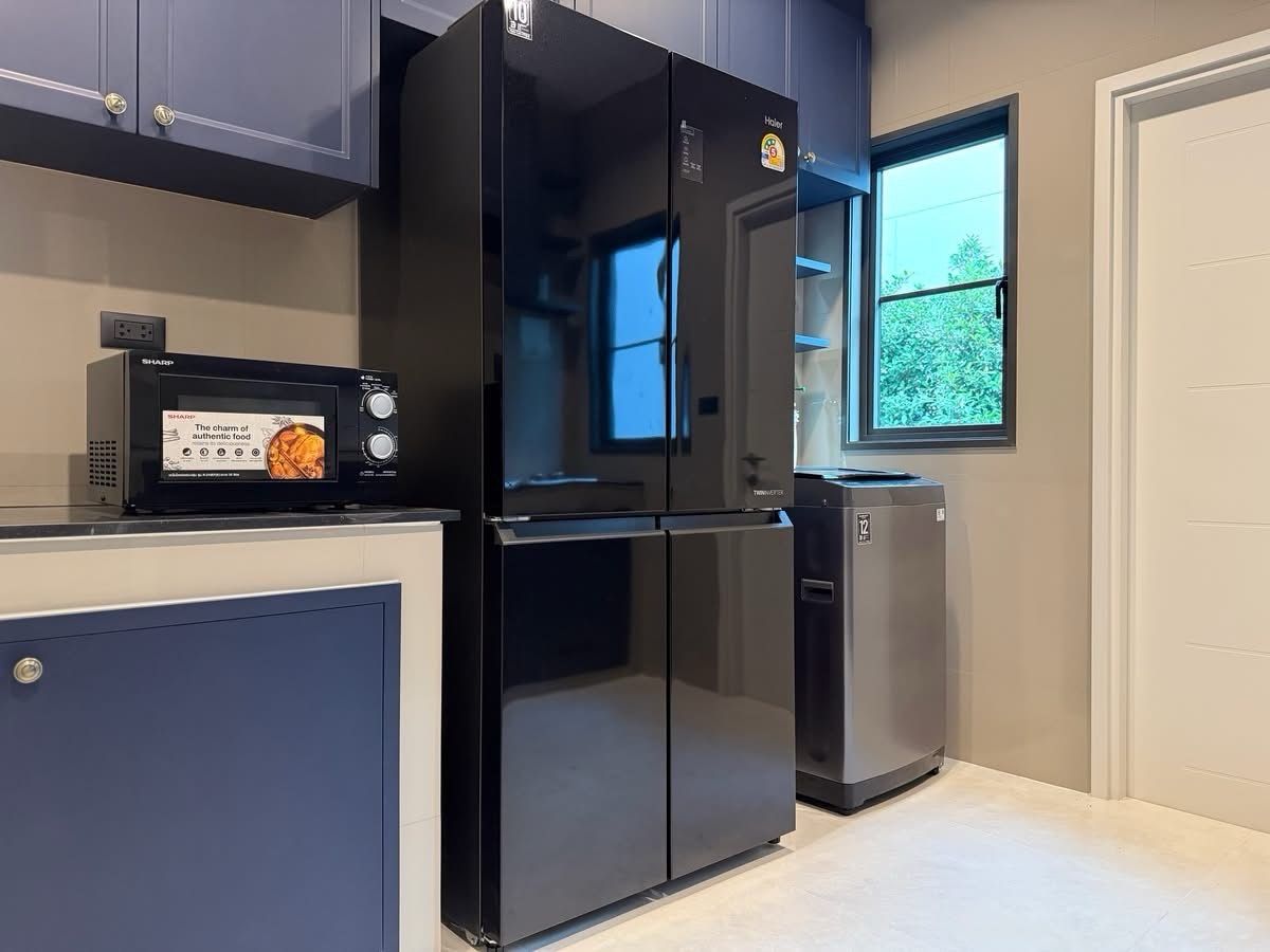 For RentHouseBangna, Bearing, Lasalle : #For rent 🚨 Rare Unit! Near the clubhouse - There are only 4 houses in the alley, premium decorations, ready to move in.