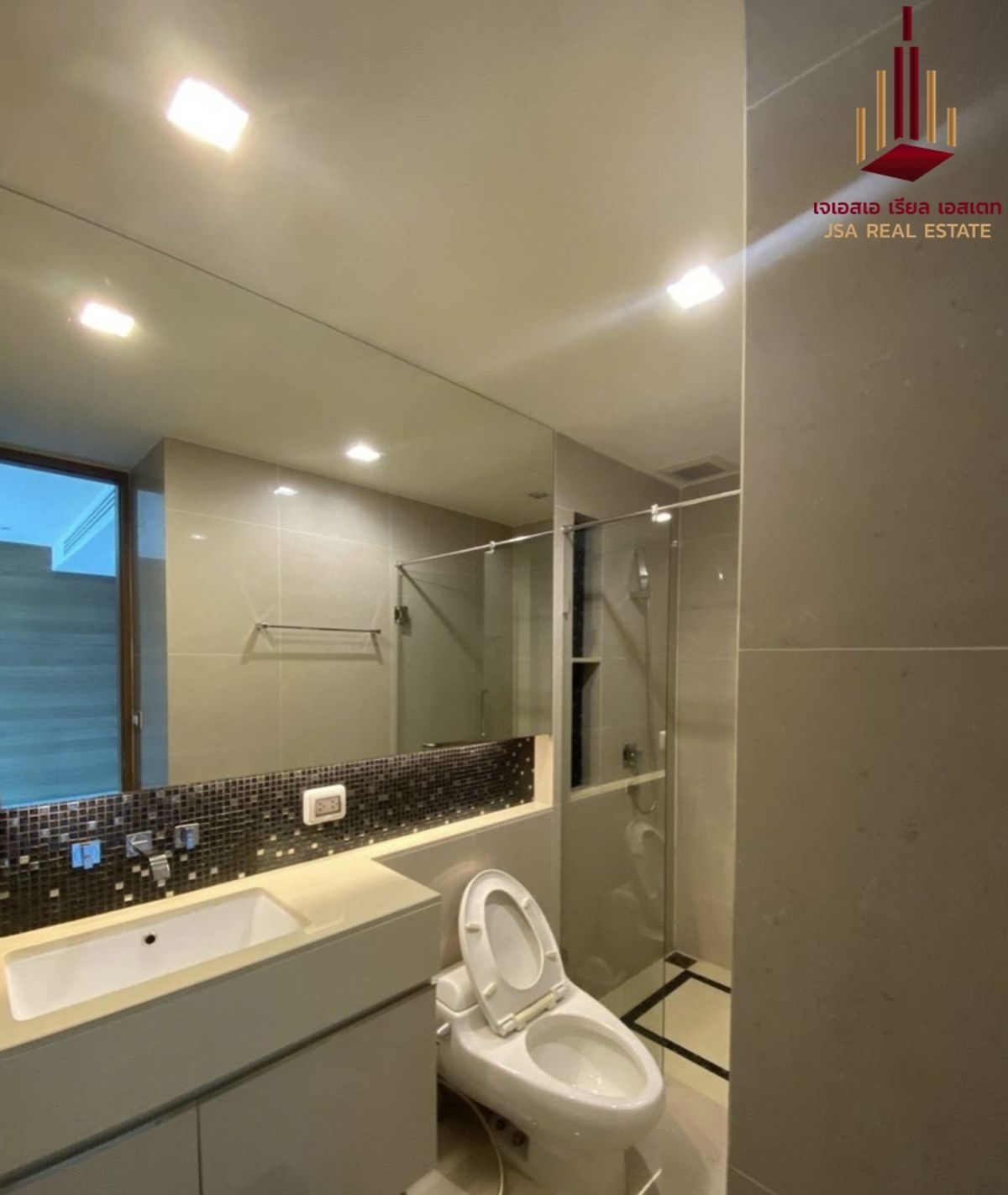 ขายคอนโดสาทร นราธิวาส : ✨ For Sale: The Address Sathorn Condo ✨  💰 Only 11,500,000 THB