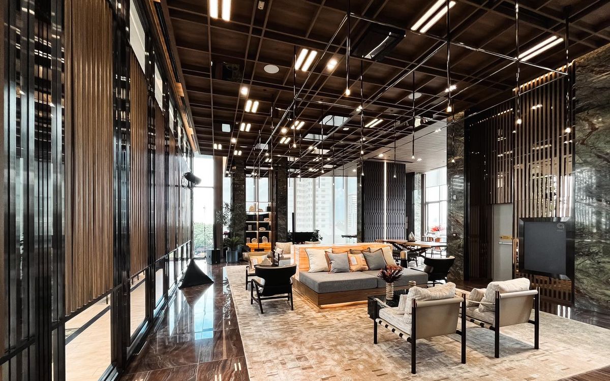 For SaleCondoSukhumvit, Asoke, Thonglor : Rhythm Ekkamai Estate, luxury condo near BTS Ekkamai.