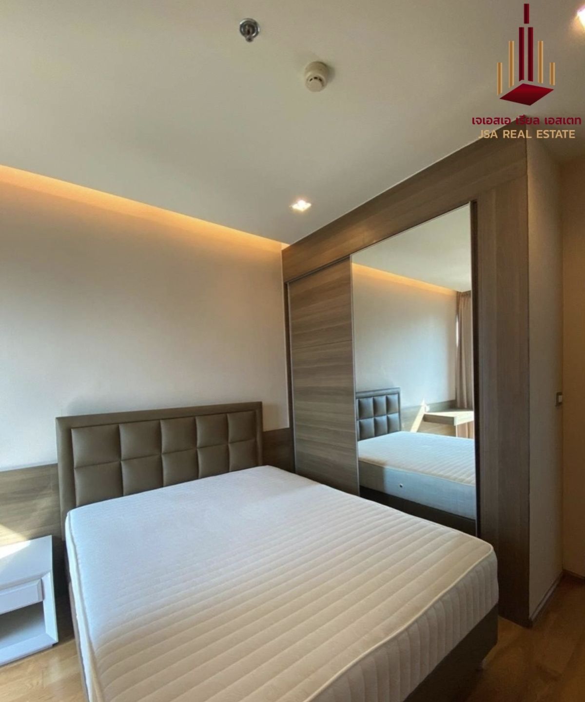 ขายคอนโดสาทร นราธิวาส : ✨ For Sale: The Address Sathorn Condo ✨  💰 Only 11,500,000 THB
