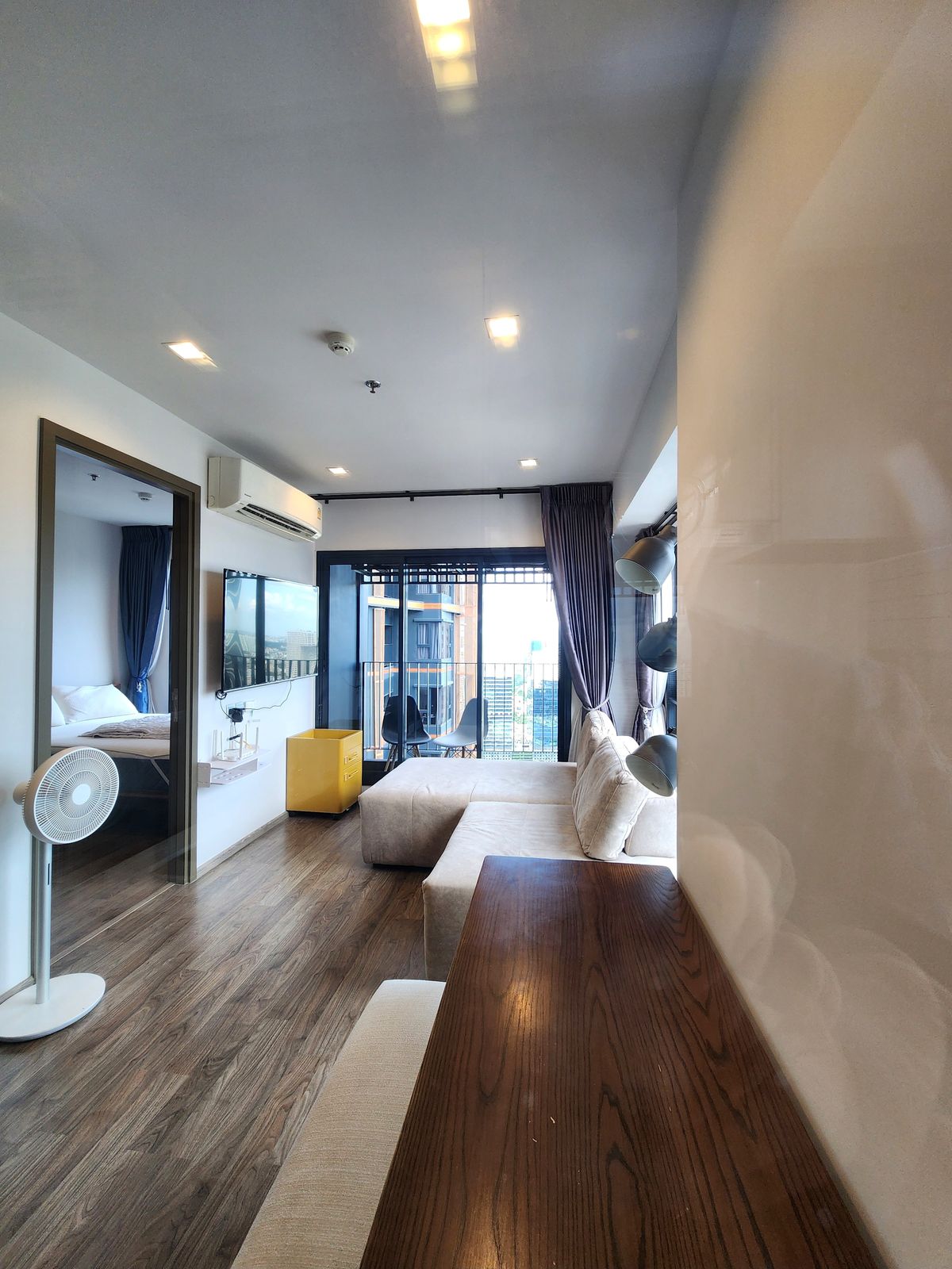 ให้เช่าคอนโดลาดพร้าว เซ็นทรัลลาดพร้าว : สถานะตามภาพปก วิวสวยเหมือนในซีรี่🔥 ให้เช่า! ห้องมุมหนึ่งเดียว ชั้น 40 Life Ladprao Valley ติด BTS ห้าแยกลาดพร้าว 🔥แปลนห้องแบบพิเศษ