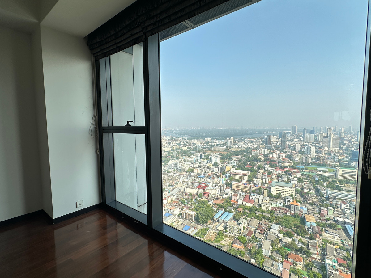 For SaleCondoSathorn, Narathiwat : Elegant Duplex Residence with River View & Private Lift at The Met Sathorn