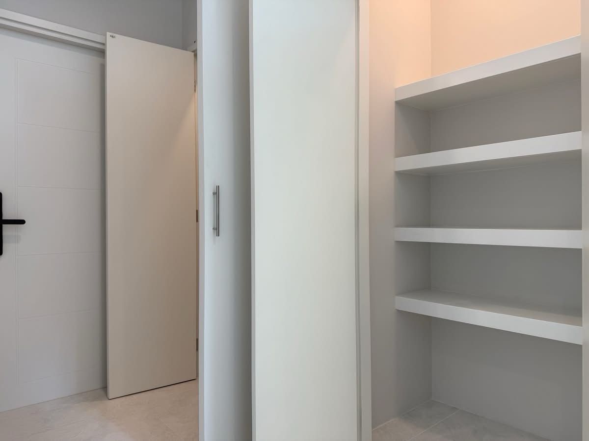 For RentHouseBangna, Bearing, Lasalle : #For rent 🚨 Rare Unit! Near the clubhouse - There are only 4 houses in the alley, premium decorations, ready to move in.