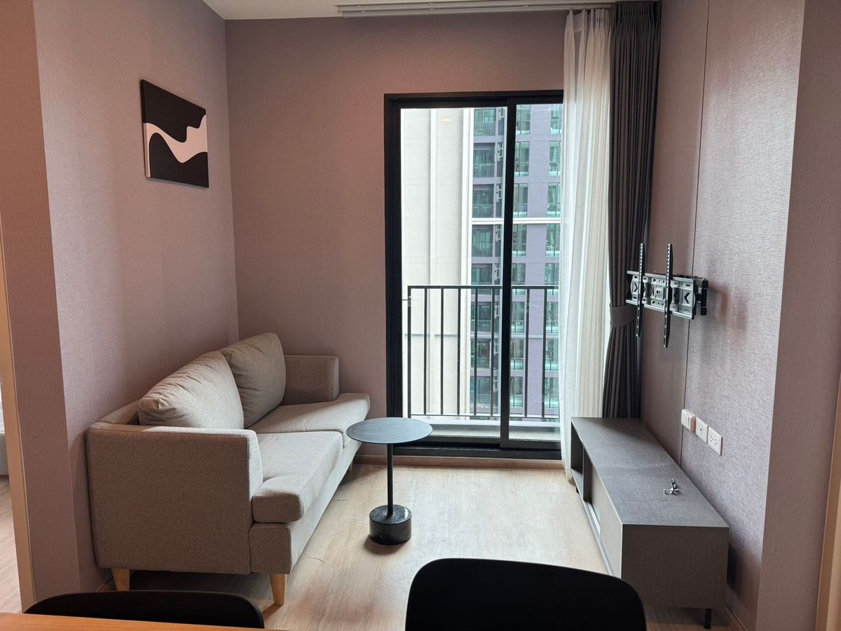 For RentCondoRama9, Petchburi, RCA : Condo for rent, Nue District R9, new condo, fully furnished, ready to move in, next to MRT Rama 9 and Central Rama 9!!
