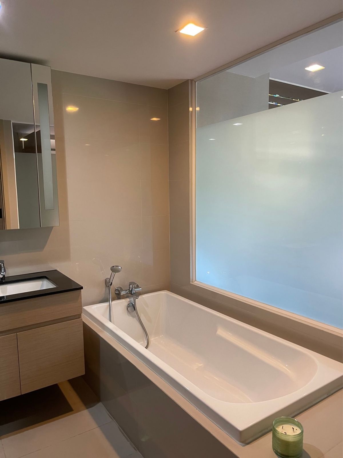 ขายคอนโดสุขุมวิท อโศก ทองหล่อ : For sale condo Via botani Sukhumvit 47 1 Bed 44.17 Sq.m (S03-2140(S)) 