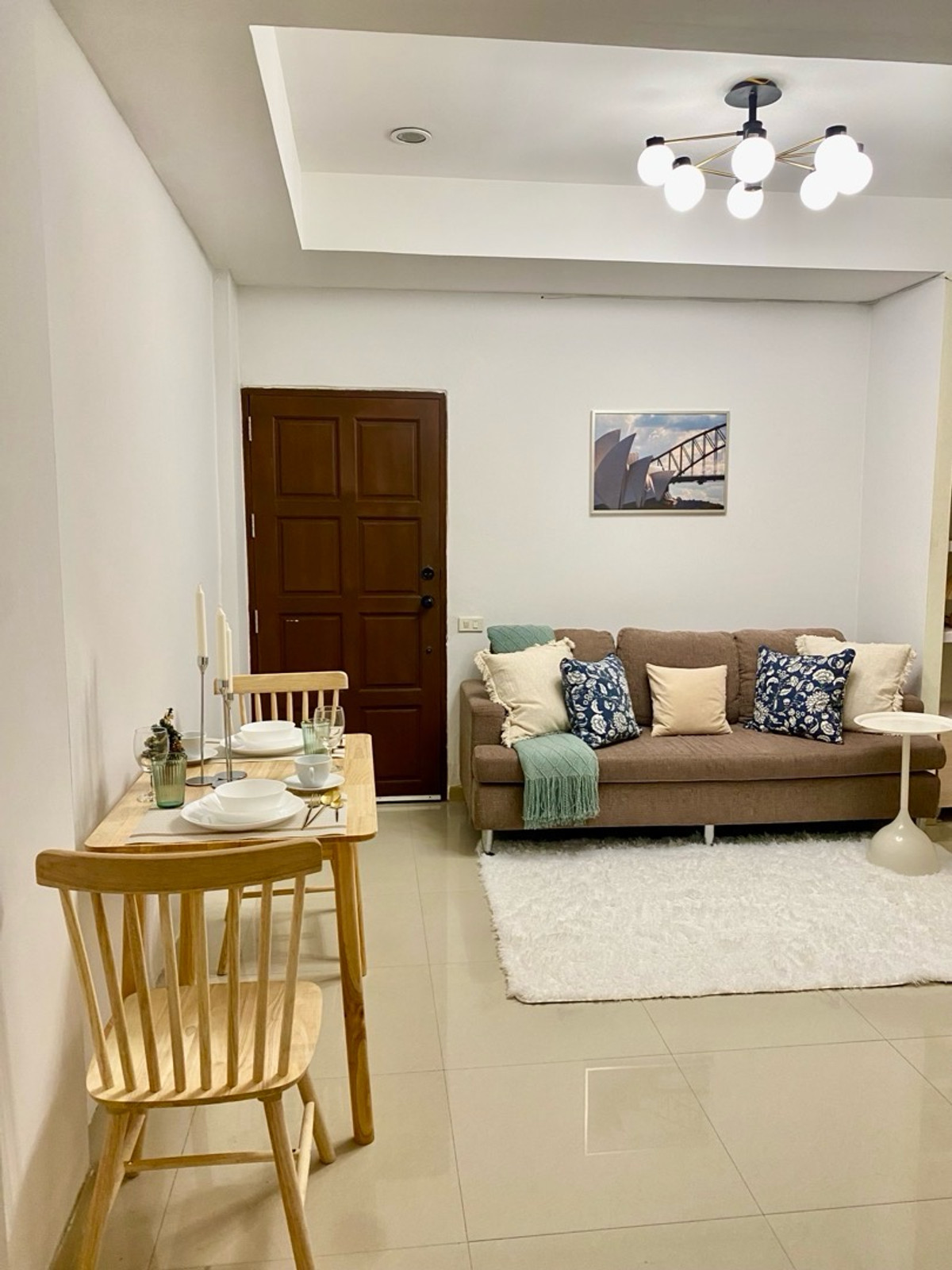 For RentCondoBangna, Bearing, Lasalle : condo 3rooms for rent pets friendly , free parking for 2 cars 