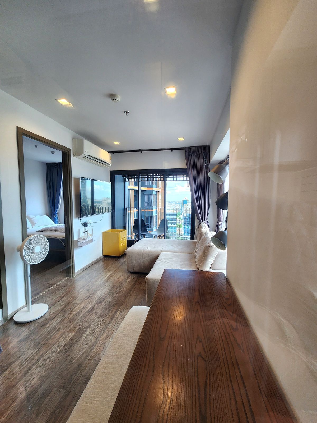 ให้เช่าคอนโดลาดพร้าว เซ็นทรัลลาดพร้าว : สถานะตามภาพปก วิวสวยเหมือนในซีรี่🔥 ให้เช่า! ห้องมุมหนึ่งเดียว ชั้น 40 Life Ladprao Valley ติด BTS ห้าแยกลาดพร้าว 🔥แปลนห้องแบบพิเศษ