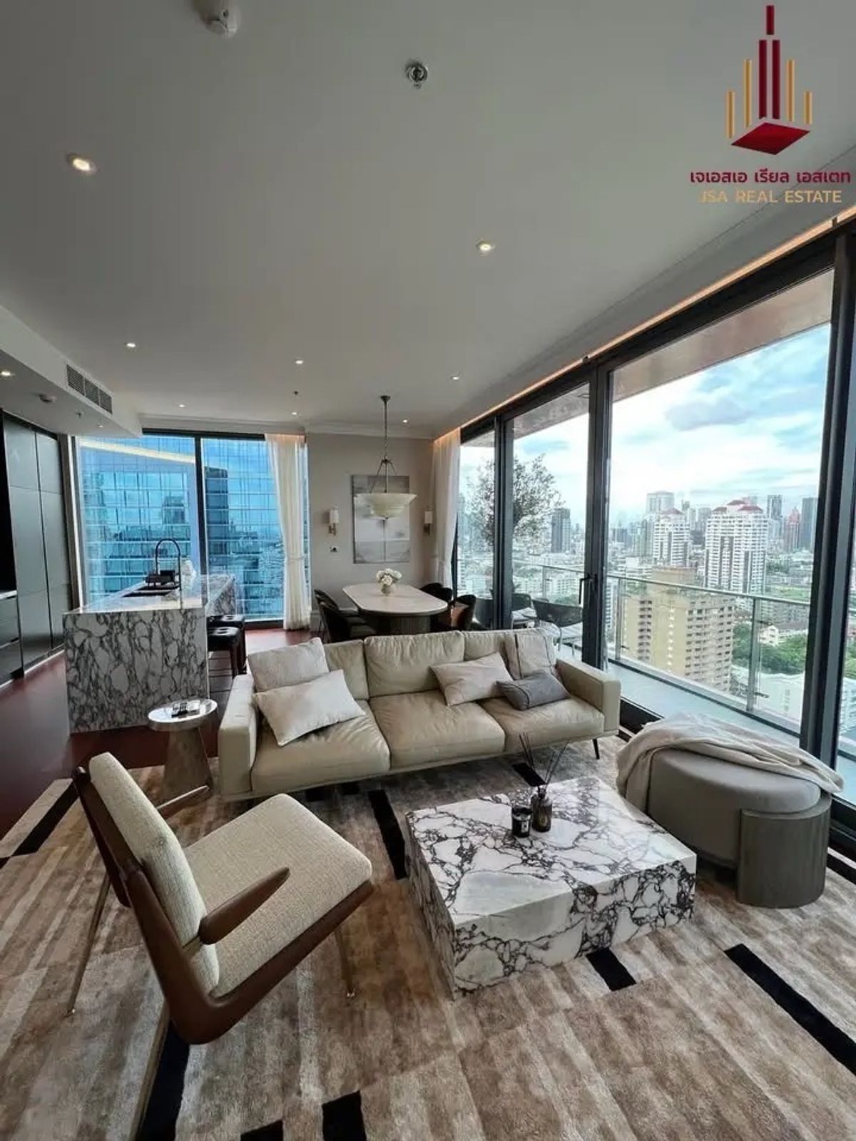 For RentCondoSukhumvit, Asoke, Thonglor : ✨ For Rent:  Khun By Yoo ✨
💰 Only 275,000 THB/month