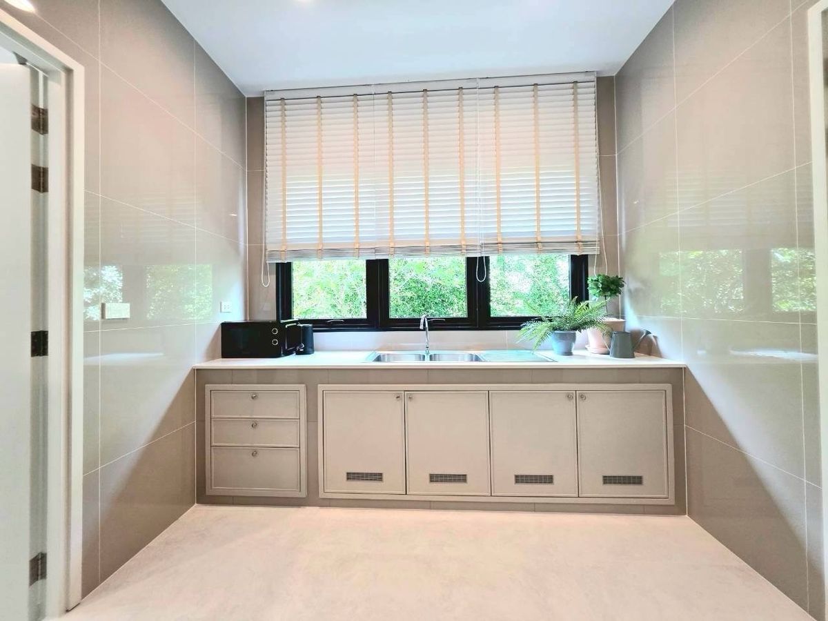 ขายบ้านพัฒนาการ ศรีนครินทร์ : ขายหมู่บ้านณรินสิริ ถนน กรุงเทพกรีฑา