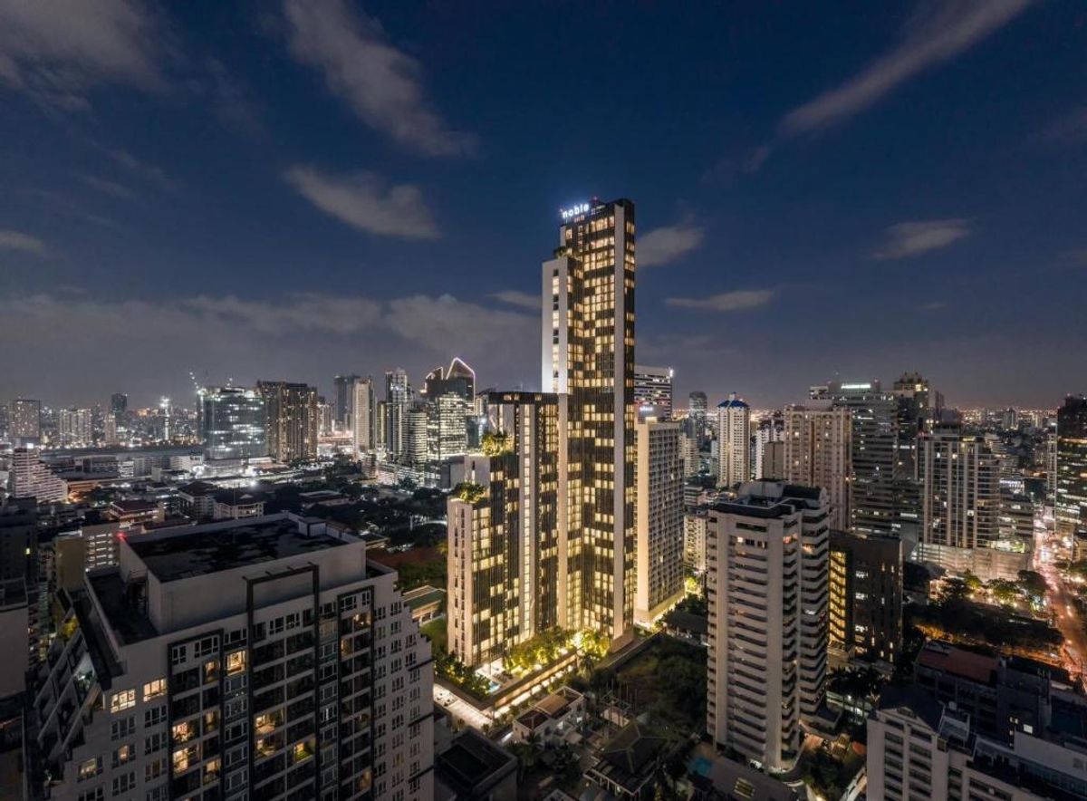 For SaleCondoSukhumvit, Asoke, Thonglor : For sale++Noble BE19++ 2 bedrooms, 2 bathrooms, 67 sq m, 13.5 million baht, very good price. Tell&Line : 0939256422