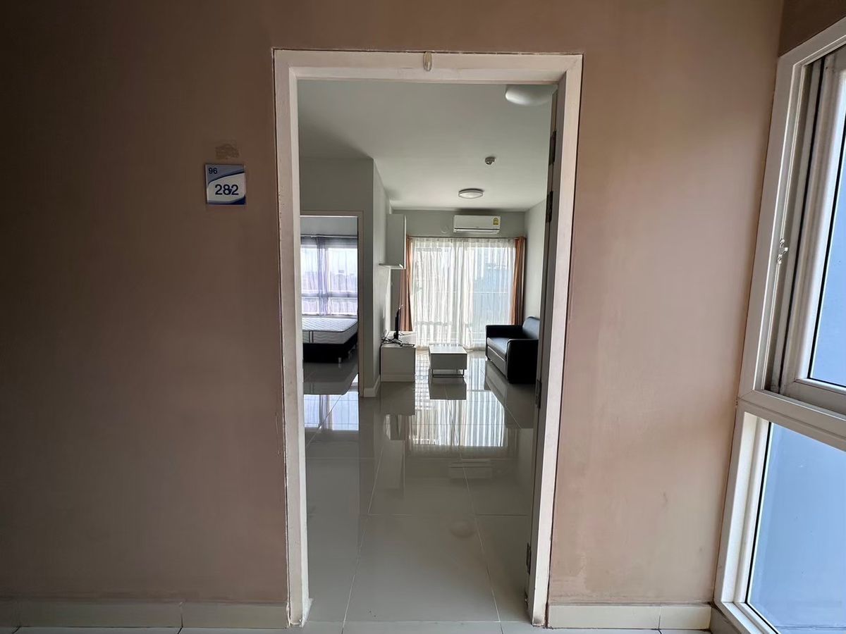 For SaleCondoPattaya, Bangsaen, Chonburi : For sale condo The Trust residence central pattaya 29.81 Sq.m sale with tenant (S03-2148) 