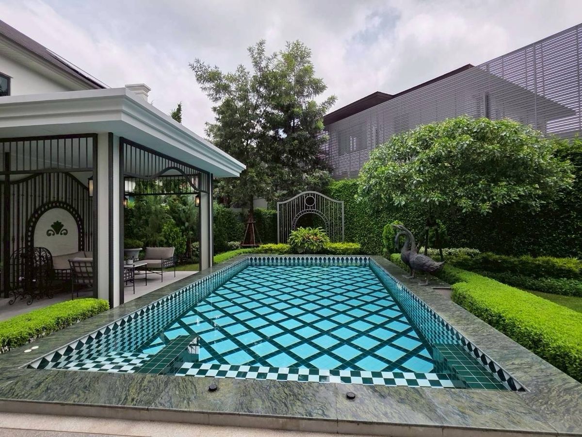 ขายบ้านพัฒนาการ ศรีนครินทร์ : ขายหมู่บ้านณรินสิริ ถนน กรุงเทพกรีฑา