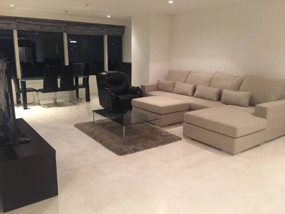 For RentCondoSukhumvit, Asoke, Thonglor : Condo for rent 3 bedrooms prime location in Thonglor