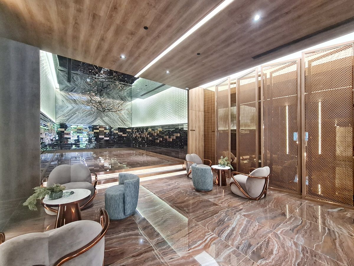 For SaleCondoSukhumvit, Asoke, Thonglor : Rhythm Ekkamai Estate, luxury condo near BTS Ekkamai.