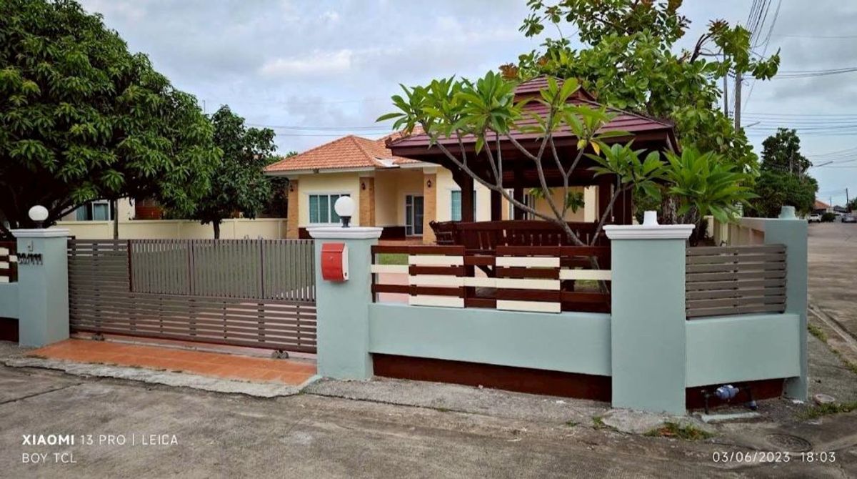 ขายบ้านระยอง : บ้านเดี่ยว หมู่บ้านสายลมเย็น 162 ตร.ว. ทำเลใจกลางเมืองระยอง