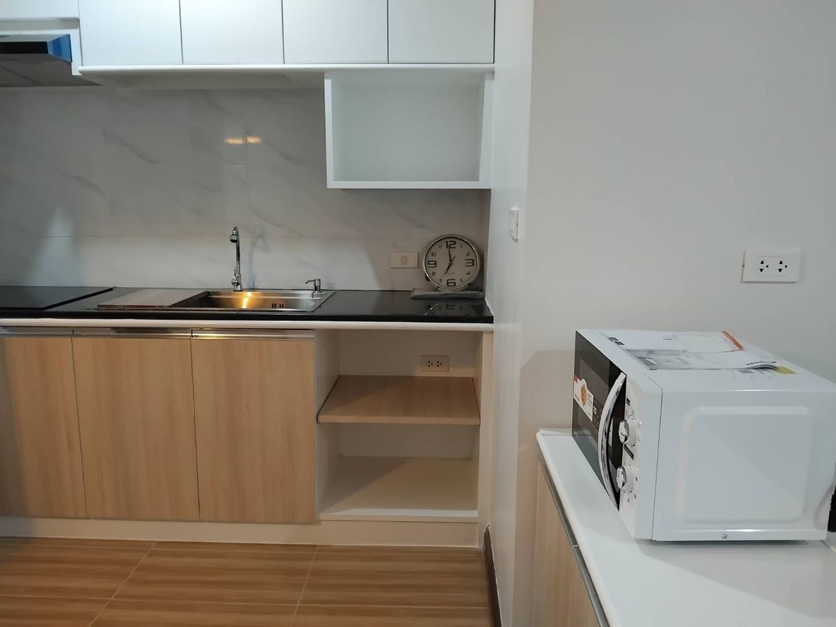 ให้เช่าคอนโดสุขุมวิท อโศก ทองหล่อ : ให้เช่าคอนโด ซิตี้ รีสอร์ท สุขุมวิท 49 ขนาด 61 ตร.ม. เฟอร์นิเจอร์ครบ (S03-2135)