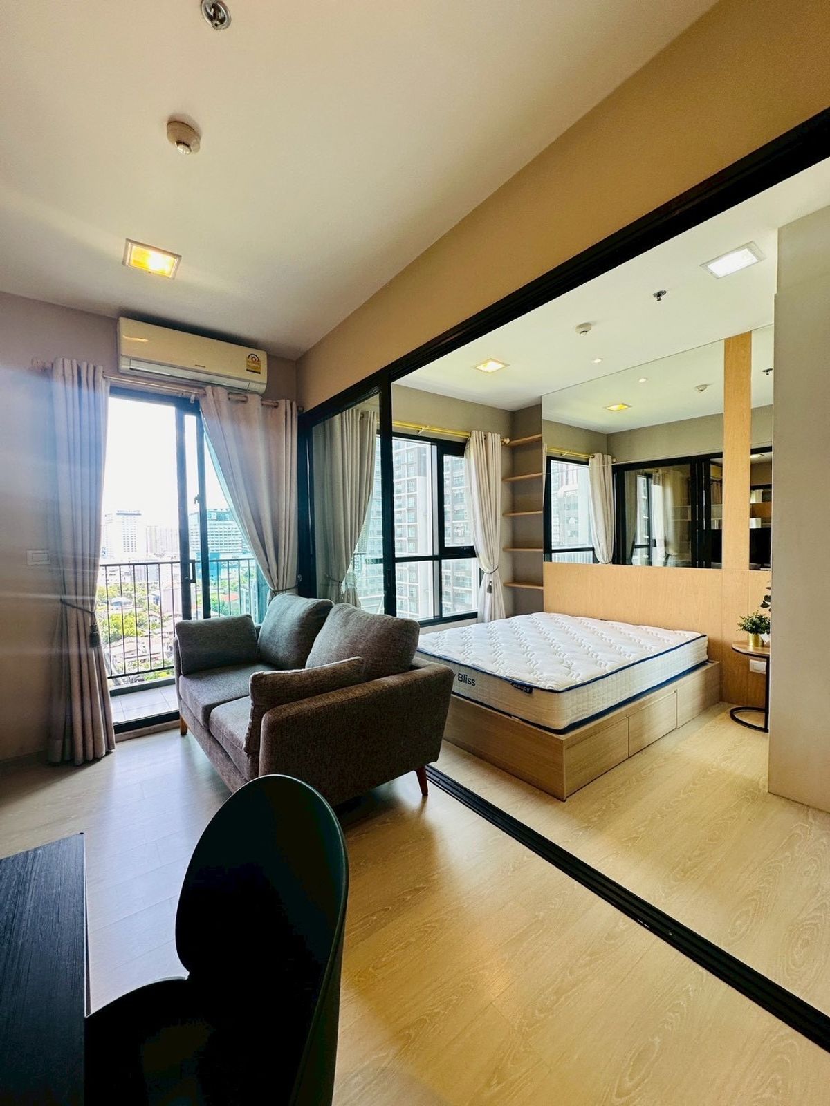 ให้เช่าคอนโดพระราม 9 เพชรบุรีตัดใหม่ RCA : Condo for rent :  condo lette Midst Rama 9 (Rt-01)