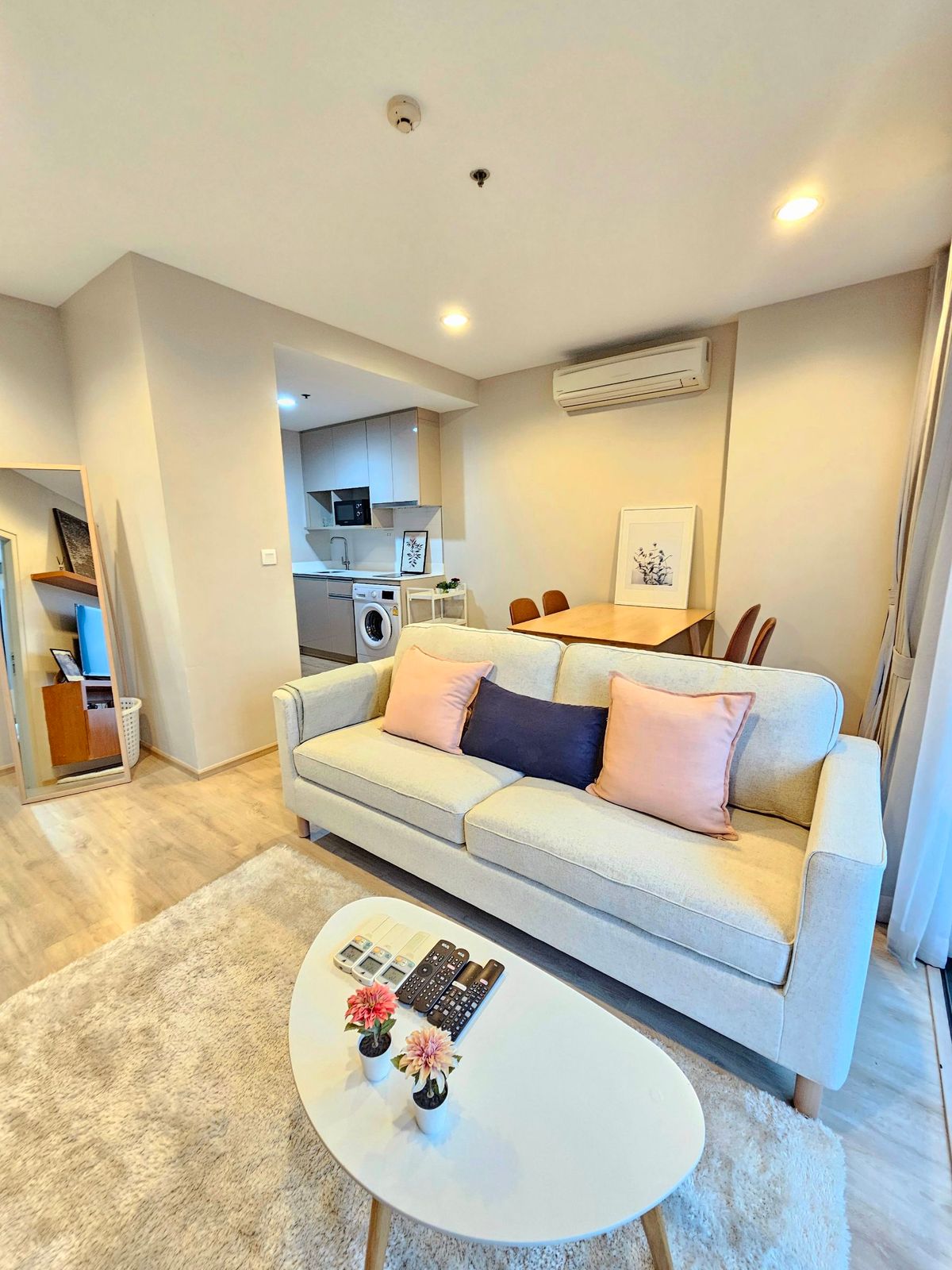 ให้เช่าคอนโดราชเทวี พญาไท : ให้เช่าคอนโด ไอดีโอ คิว ราชเทวี เฟอร์นิเจอร์ครบ (S15-25109)