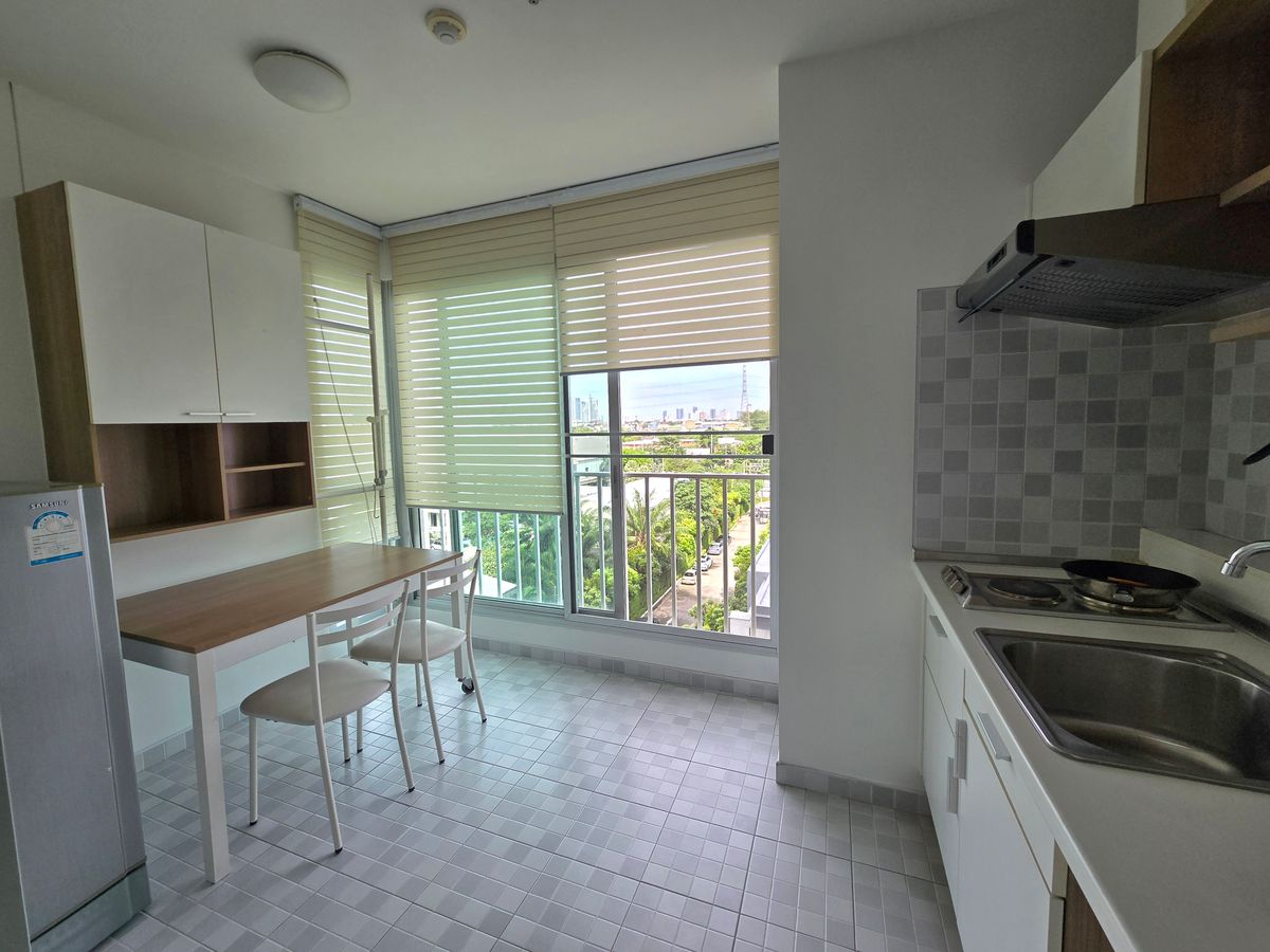 For SaleCondoKasetsart, Ratchayothin : Condo for sale, Centric Scene Ratchavipha, 6th floor, newly decorated, corner room, open view, ready to move in.