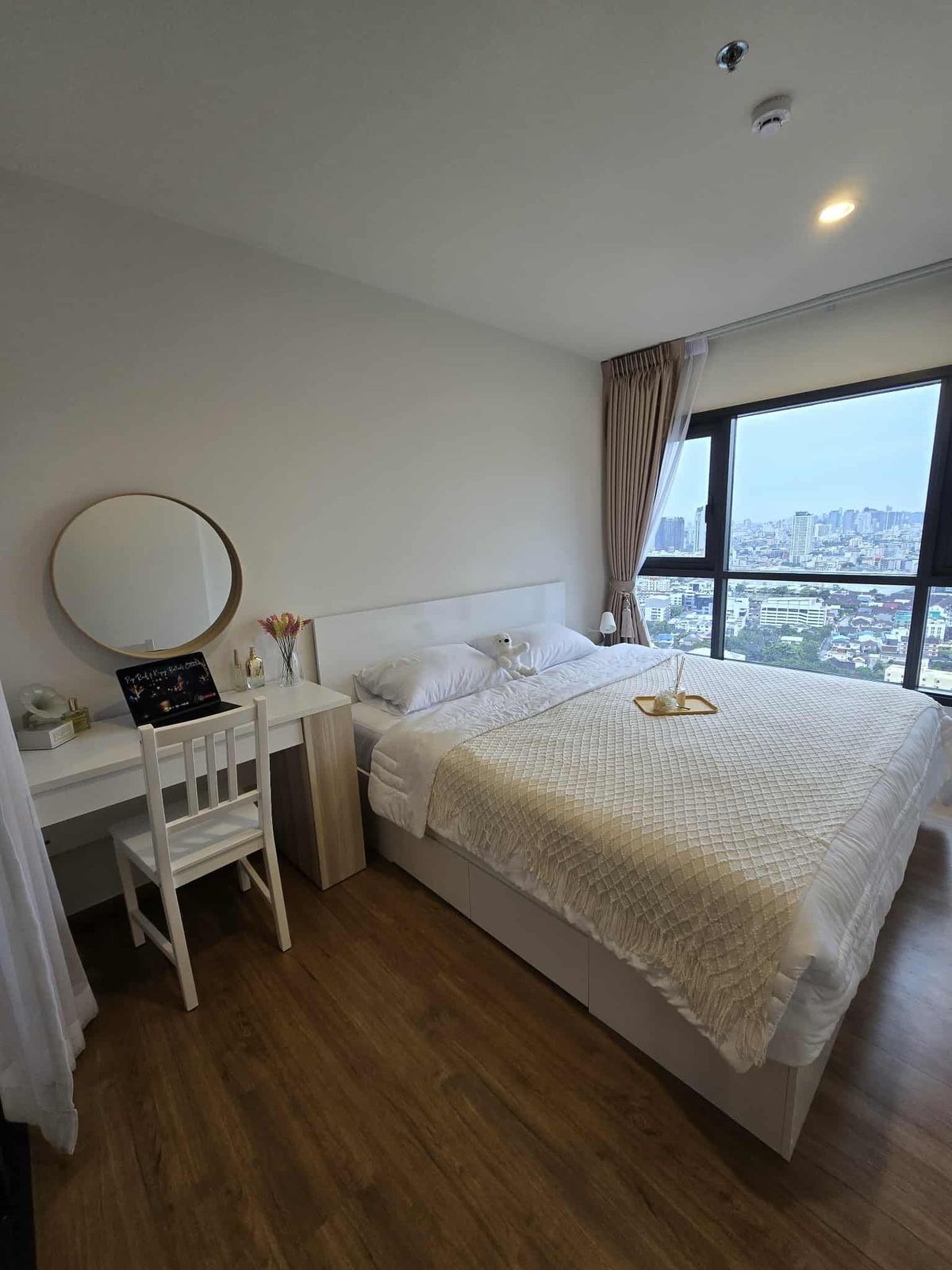 For RentCondoLadprao, Central Ladprao : 🔴23,000฿🔴 𝐓𝐡𝐞 𝐋𝐢𝐧𝐞 𝐕𝐢𝐛𝐞┃The Line Vibe ✅ near BTS Lat Phrao Intersection Happy to serve you. If interested, contact 𝙇𝙄𝙉𝙀 (reply very quickly):​📱 Asset code​ 6810-1203📱: Line ID:@bbcondo88
