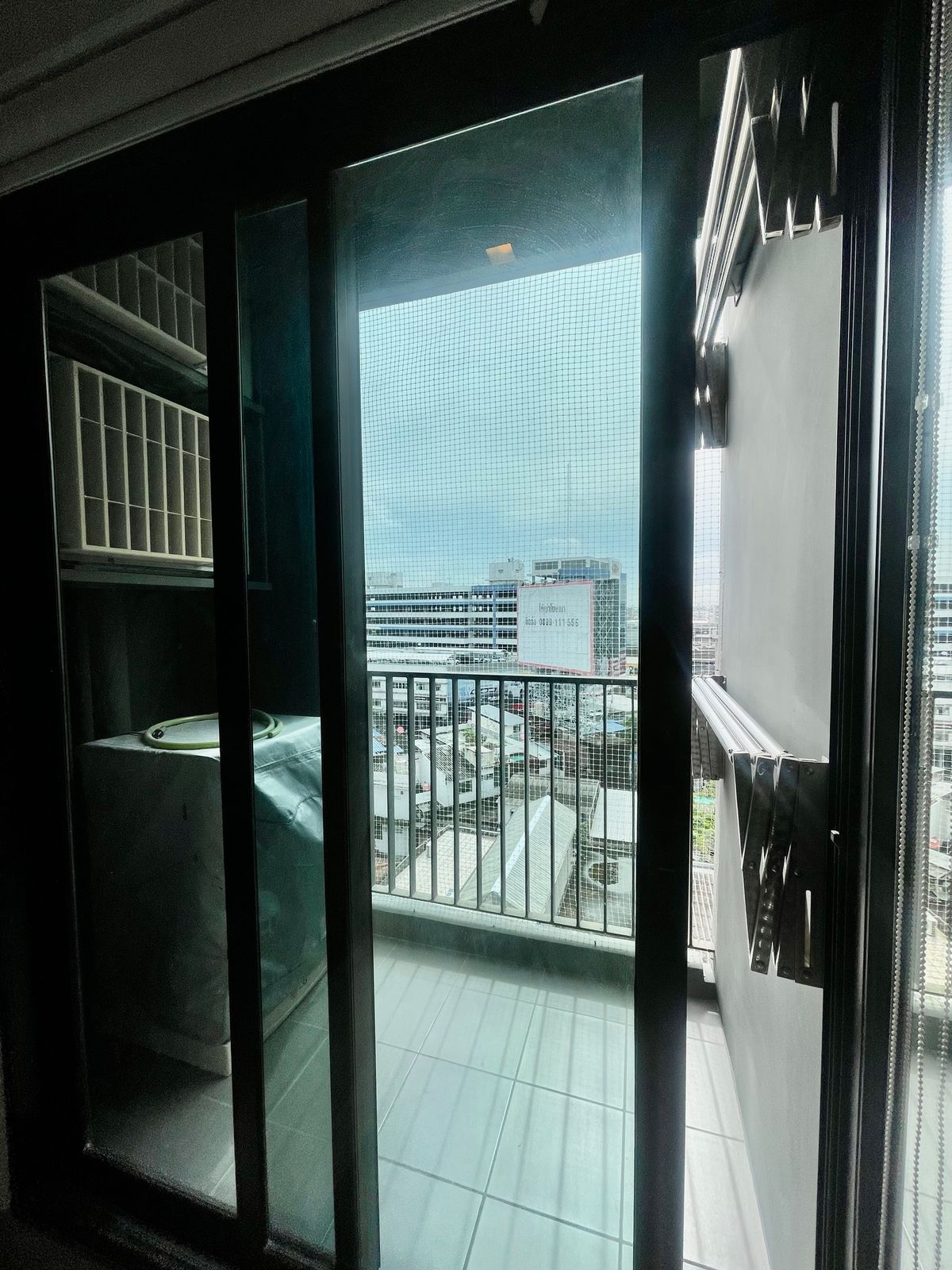 ขายคอนโดลาดพร้าว เซ็นทรัลลาดพร้าว :  🔥 ขายด่วน 🔥  ขาดทุน ห้องสวย ตรงปก ห้องมุม กว้าง   Call 0619824959