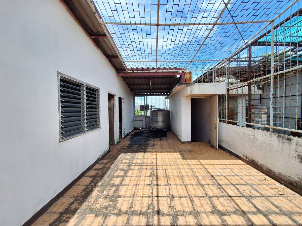 ขายอาคารพาณิชย์พระราม 2 บางขุนเทียน : ขายอาคารพาณิชย์ 4 ชั้น 2 คูหา เนื้อที่ 52 ตร.ว. โครงการธนบุรี คอมเพล็กซ์ พระราม 2 ใกล้เซ็นทรัลพระราม 2 ซอยพระราม 2 ซอย 60 ถนนพระราม2 เขตบางขุนเทียน กรุงเทพมหานคร