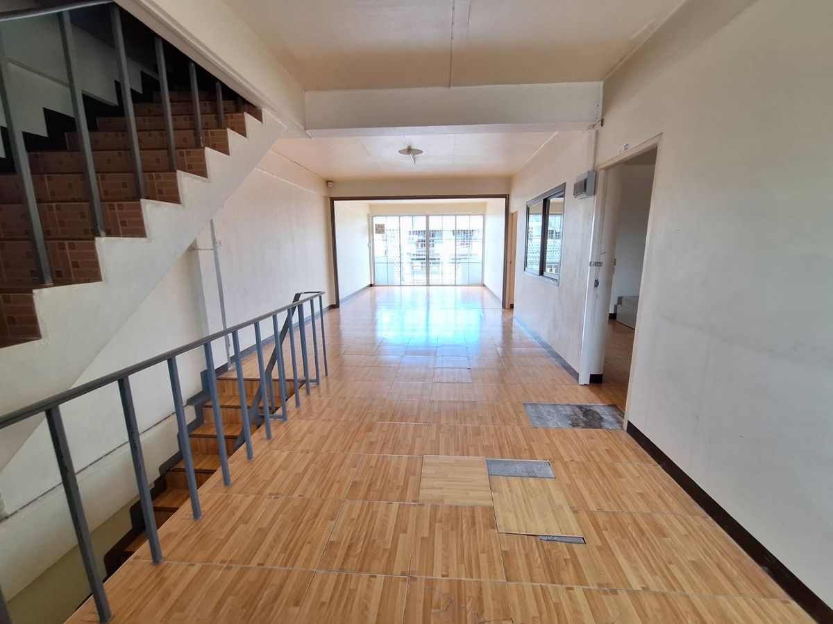 ขายอาคารพาณิชย์พระราม 2 บางขุนเทียน : ขายอาคารพาณิชย์ 4 ชั้น 2 คูหา เนื้อที่ 52 ตร.ว. โครงการธนบุรี คอมเพล็กซ์ พระราม 2 ใกล้เซ็นทรัลพระราม 2 ซอยพระราม 2 ซอย 60 ถนนพระราม2 เขตบางขุนเทียน กรุงเทพมหานคร