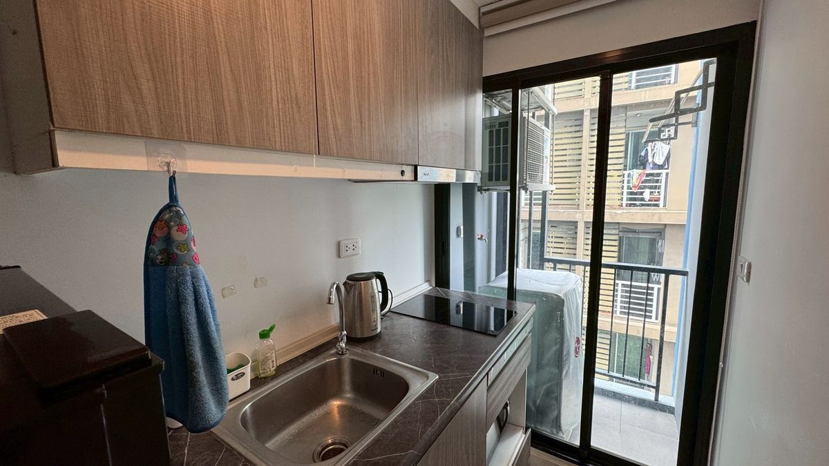 ให้เช่าคอนโดบางนา แบริ่ง ลาซาล : ✨ให้เช่าคอนโด พร้อมเข้าอยู่ทันที✨ บีลอฟท์ ไลท์ สุขุมวิท107 ซ.เเบริ่ง1 บ้านเลขที่ 90/35 ยูนิต 504 ชั้น 5 ห้องมุม ขนาด 27 ตรม. เฟอร์+เครื่องใช้ไฟฟ้าครบ Line @bzprOperty