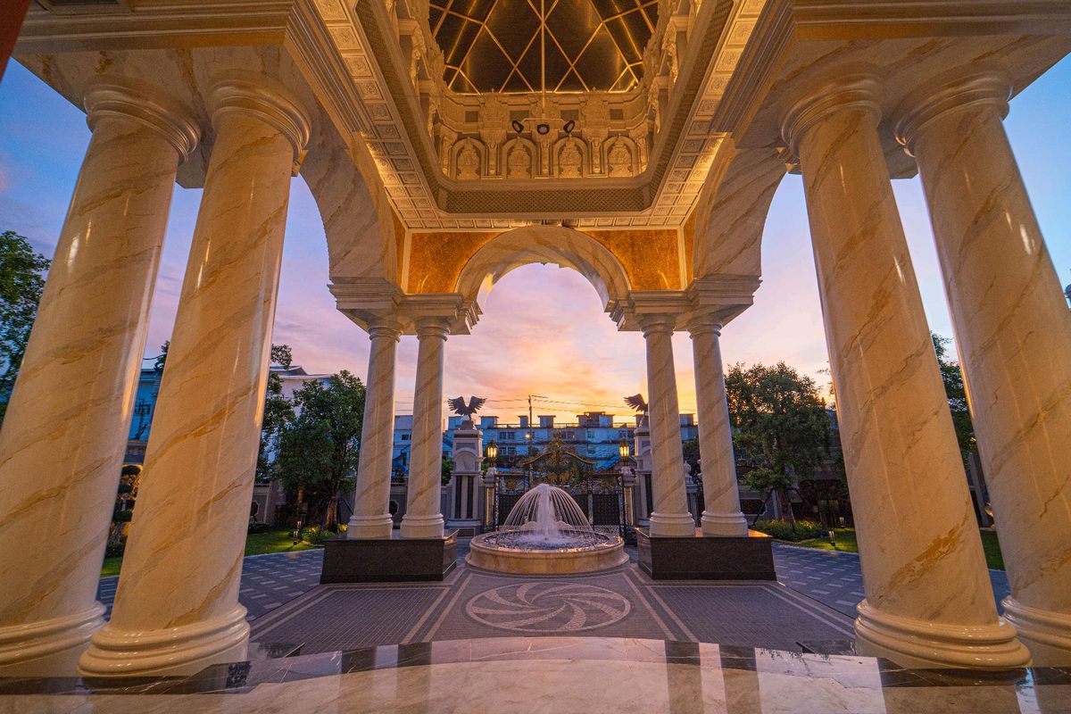 ขายบ้านพุทธมณฑล ศาลายา : 🏛️ ขายคฤหาสน์ที่มีหลังเดียวในโลก — หนึ่งเดียวบนพุทธมณฑลสาย 3