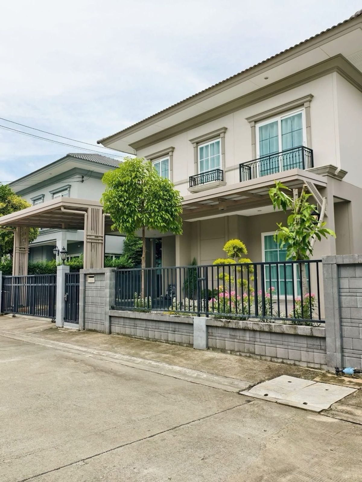 For RentHousePathum Thani,Rangsit, Thammasat : House for rent🔥Grandio Vibhavadi Rangsit🔥60 sq m🔥160 sq m🔥4Bed🔥R1310-1🔥Pet frindly